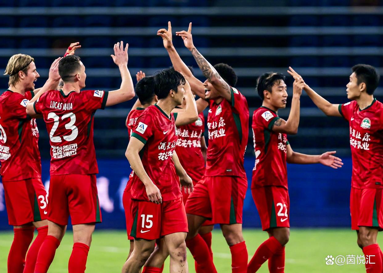 乐鱼体育登入上海海港迎全明星赛关键赛,赛后内部沟通,媒体盛赞,身体对抗强度拉满的简单介绍