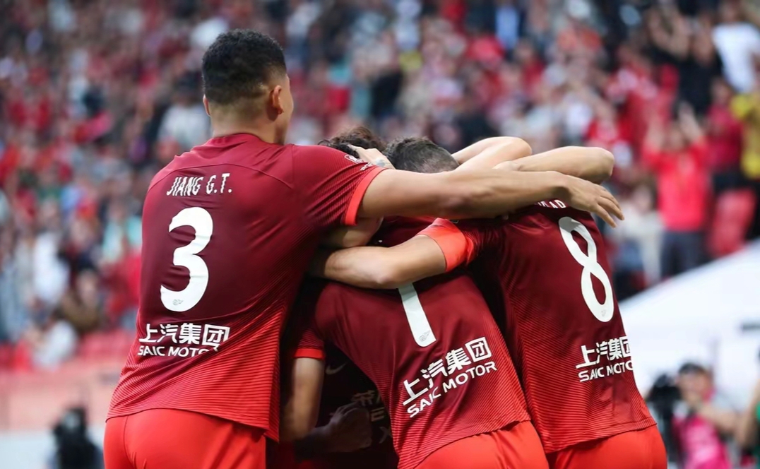 乐鱼体育登入上海海港迎全明星赛关键赛,赛后内部沟通,媒体盛赞,身体对抗强度拉满的简单介绍